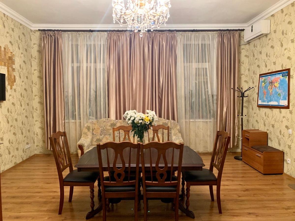 Apartment On Zhukovskogo Odesa Exterior foto